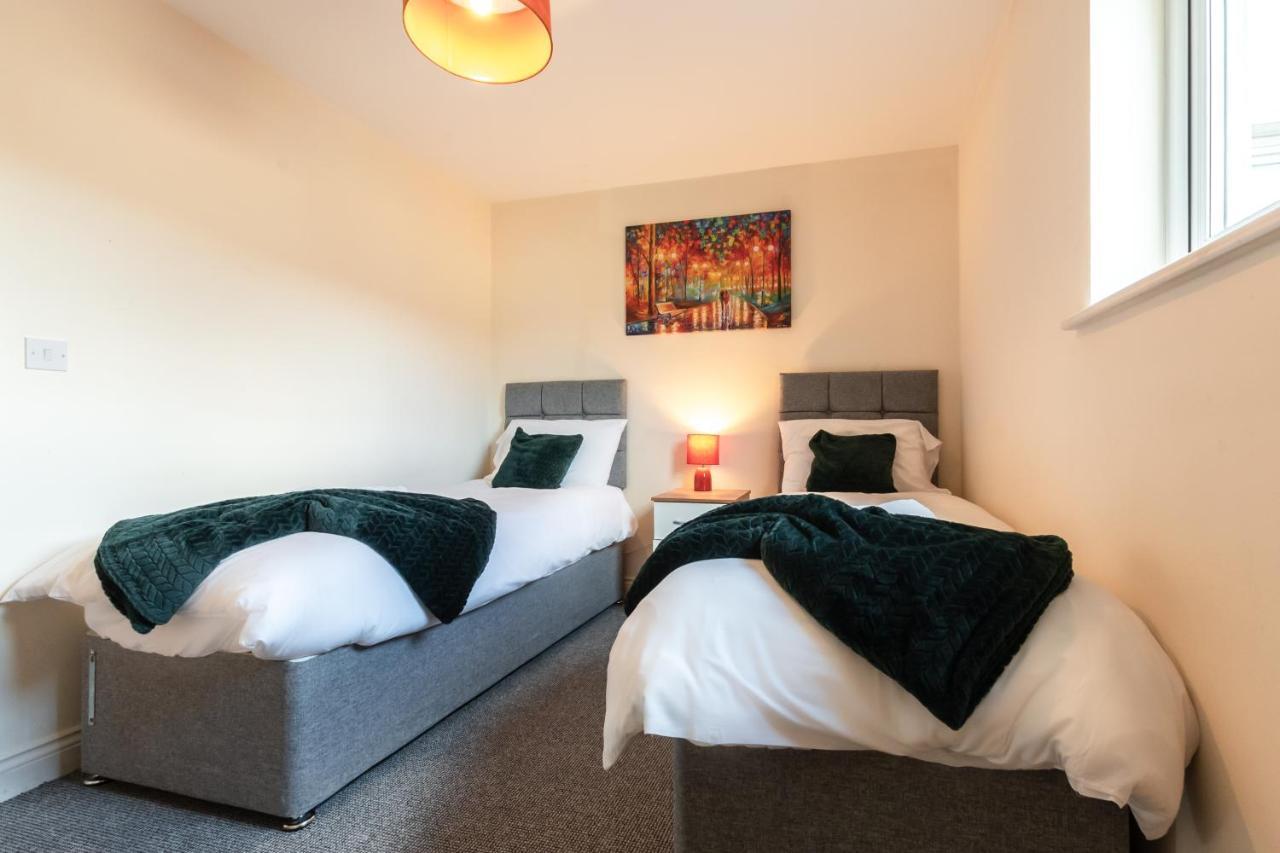 Best Price! 2 Bed City Centre - 4 Single Beds Or 2 Super King, Smart Tvs, Sofa Bed & Free Secure Parking Southampton Zewnętrze zdjęcie