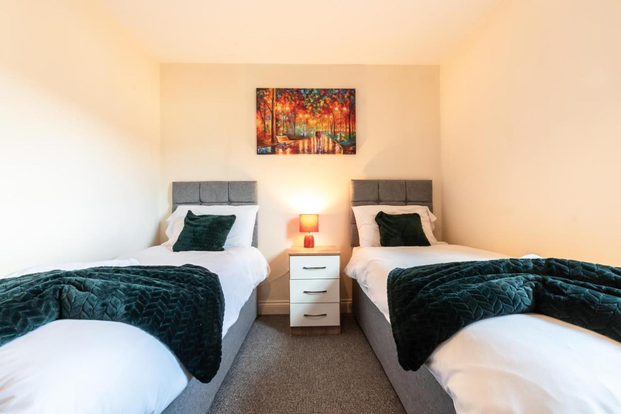 Best Price! 2 Bed City Centre - 4 Single Beds Or 2 Super King, Smart Tvs, Sofa Bed & Free Secure Parking Southampton Zewnętrze zdjęcie