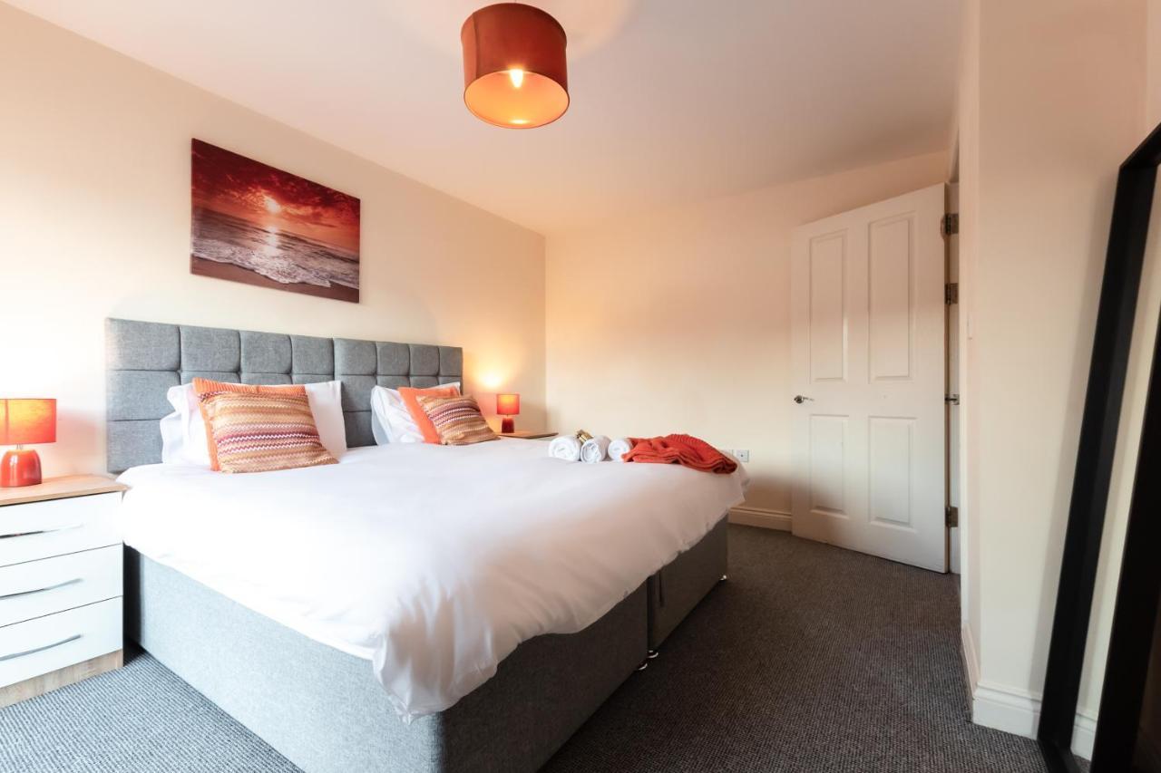 Best Price! 2 Bed City Centre - 4 Single Beds Or 2 Super King, Smart Tvs, Sofa Bed & Free Secure Parking Southampton Zewnętrze zdjęcie